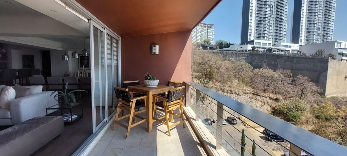 20, Avenida del Silencio, 001, Bosque Real, 52774 con 3 Recámaras, 360 Metros Cuadrados, 3 Baños y 3 Puestos de Estacionamiento 20, Avenida del Silencio, 001, Bosque Real, 52774 con 3 Recámaras, 360 Metros Cuadrados, 3 Baños y 3 Puestos de Estacionamiento